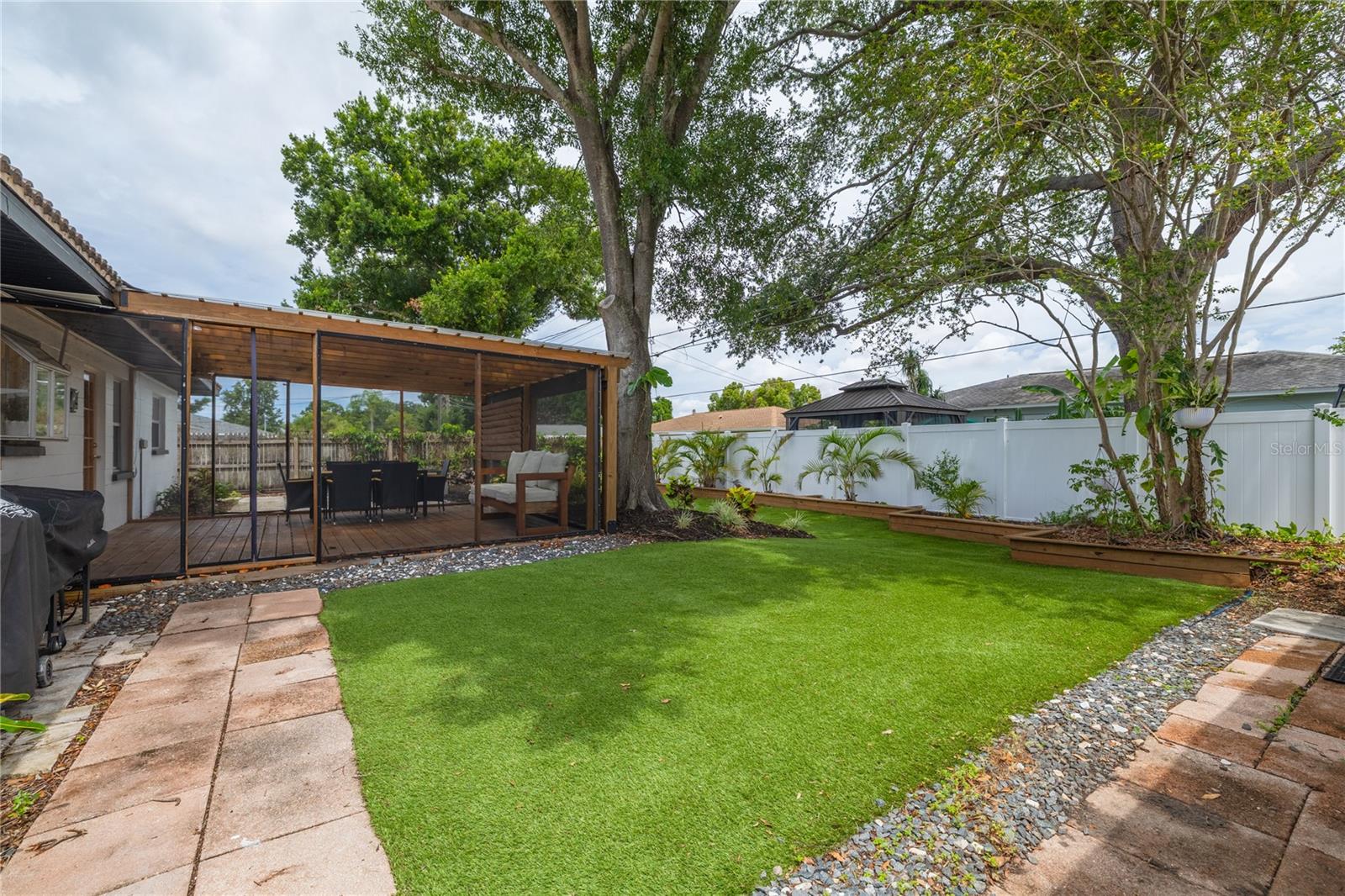 BRENTWOOD HEIGHTS - Residential