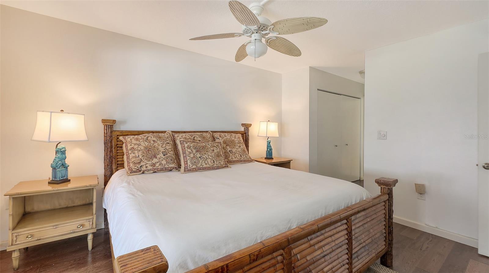 VEINTE - Residential