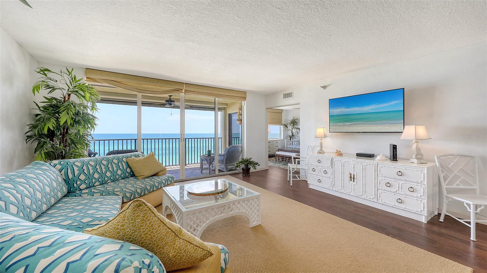 VEINTE - Residential