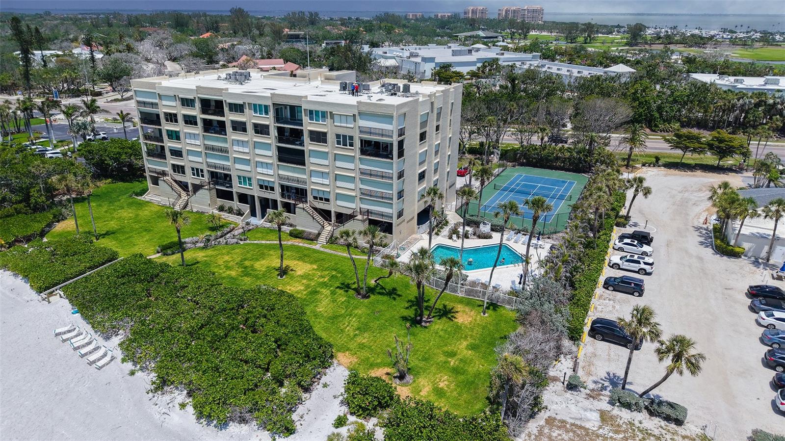 VEINTE - Residential