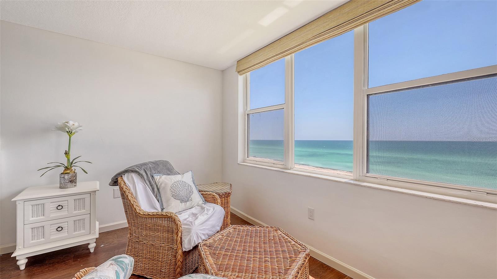 VEINTE - Residential