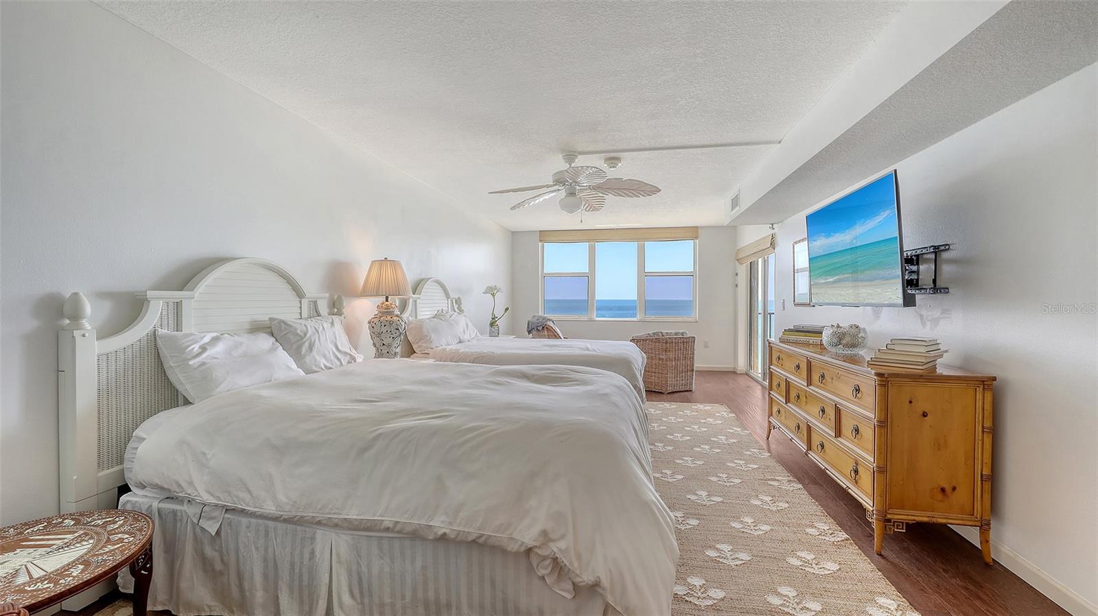 VEINTE - Residential