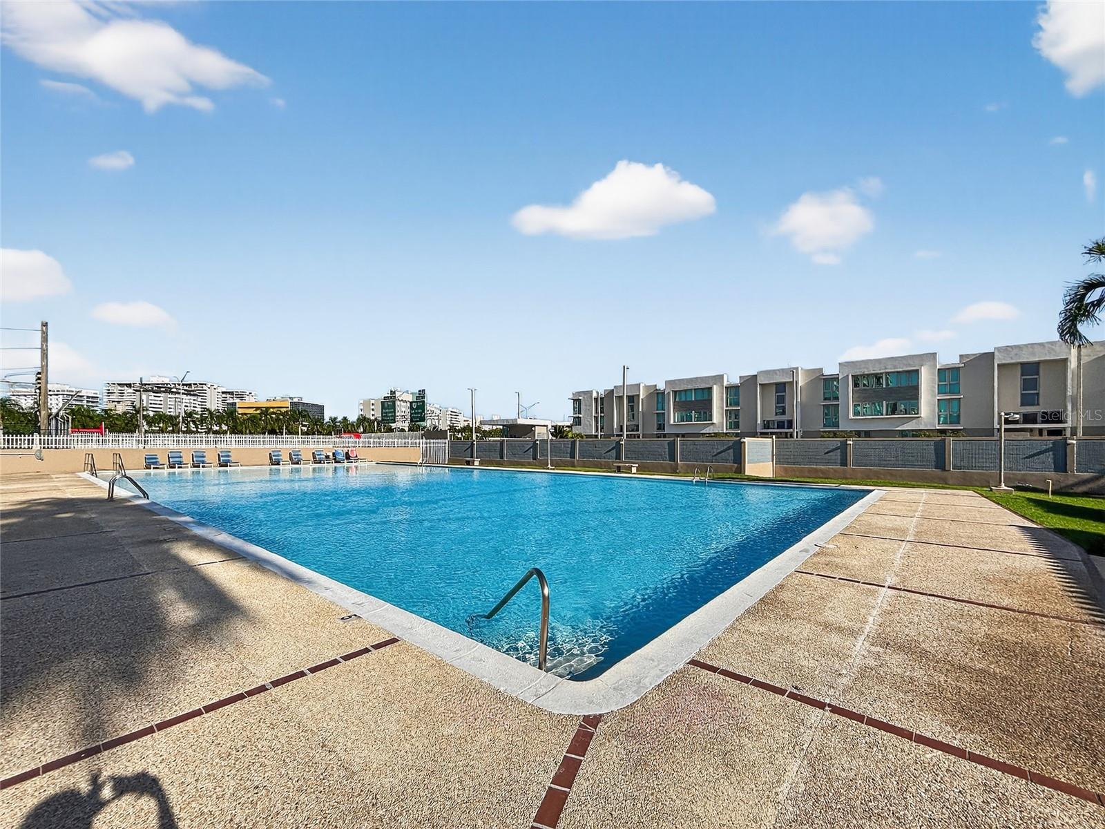 MUNDO FELIZ - Residential