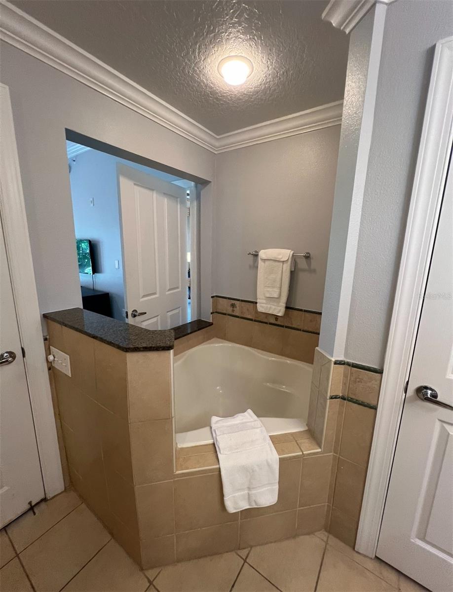 HERITAGE CROSSING CONDO PH 15 - Residential