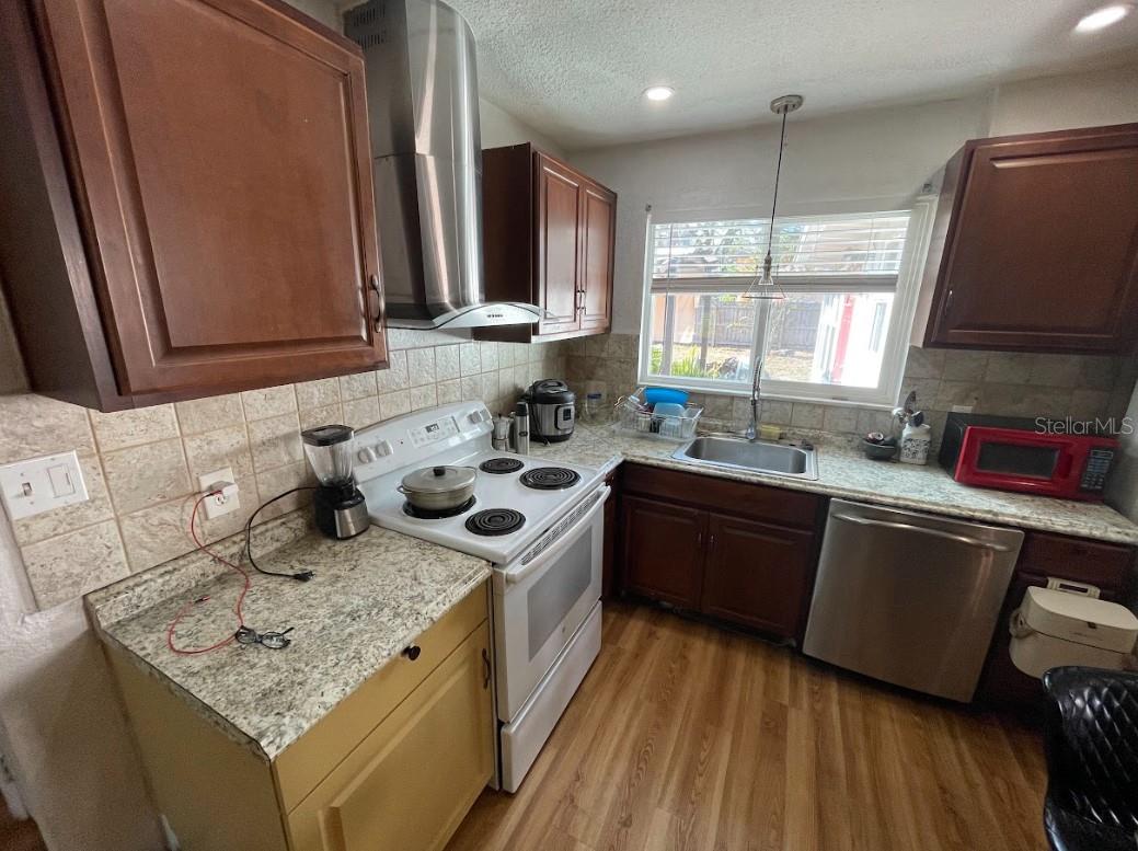 FIVACRES - Residential