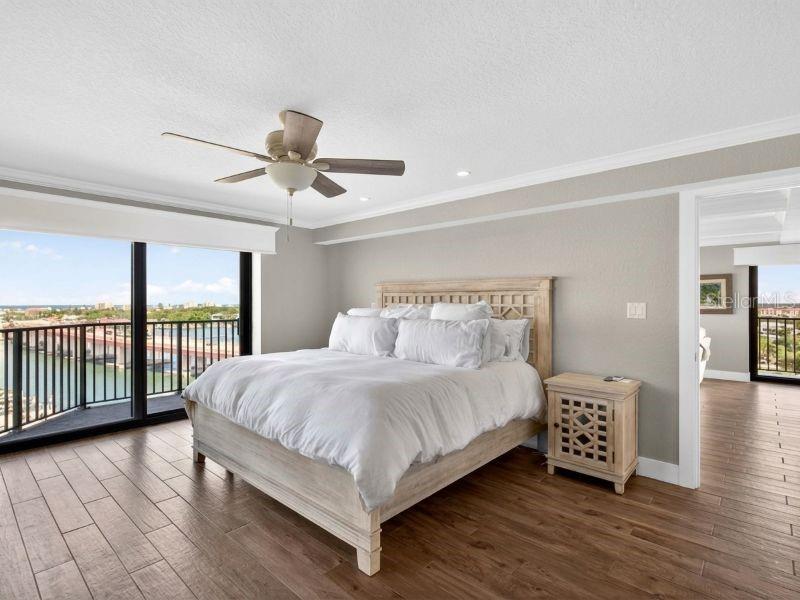DIAMOND HEAD POINT CONDO - Residential