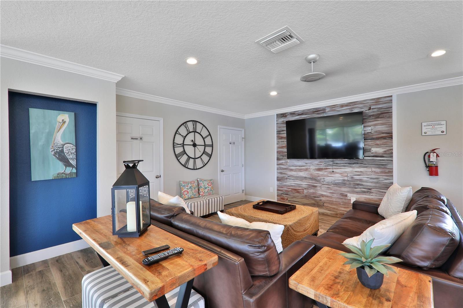 DIAMOND HEAD POINT CONDO - Residential