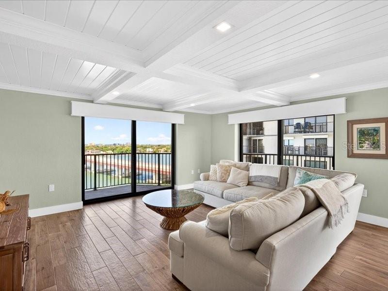 DIAMOND HEAD POINT CONDO - Residential
