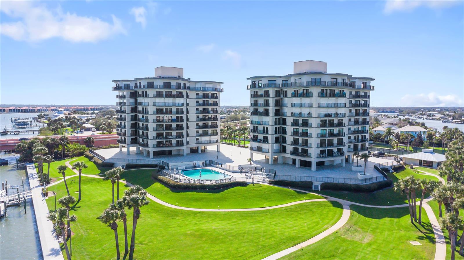 DIAMOND HEAD POINT CONDO - Residential