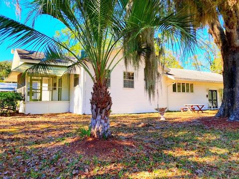 125 SW 6TH STREET LAKE BUTLER FL 32054