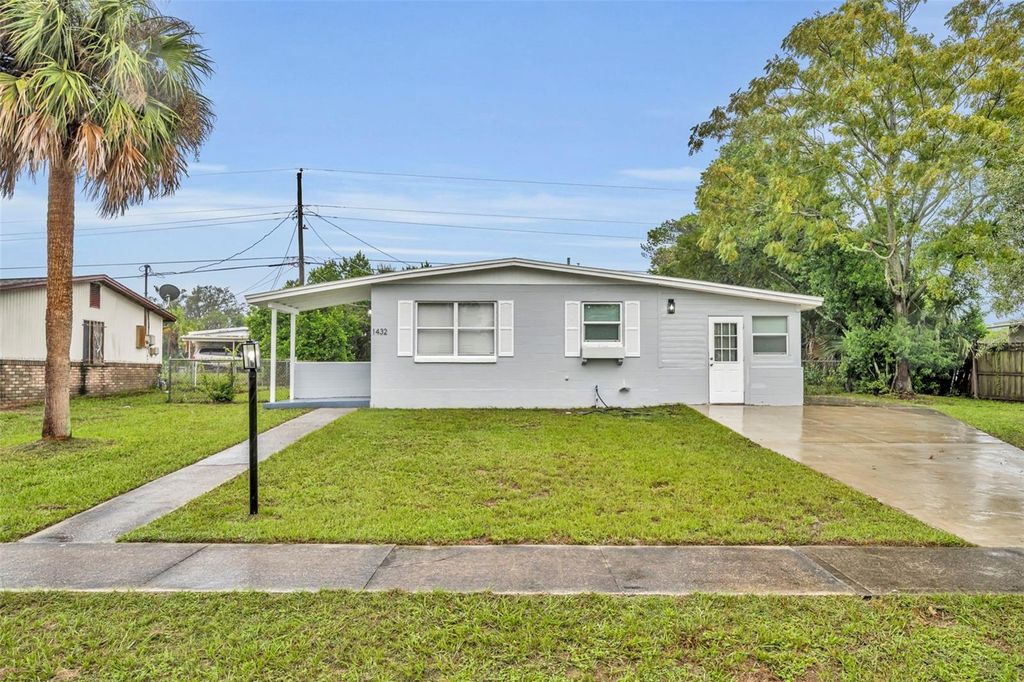 Photo of 1432 Whitewood Drive, Deltona, FL 32725 (MLS # O6349541)