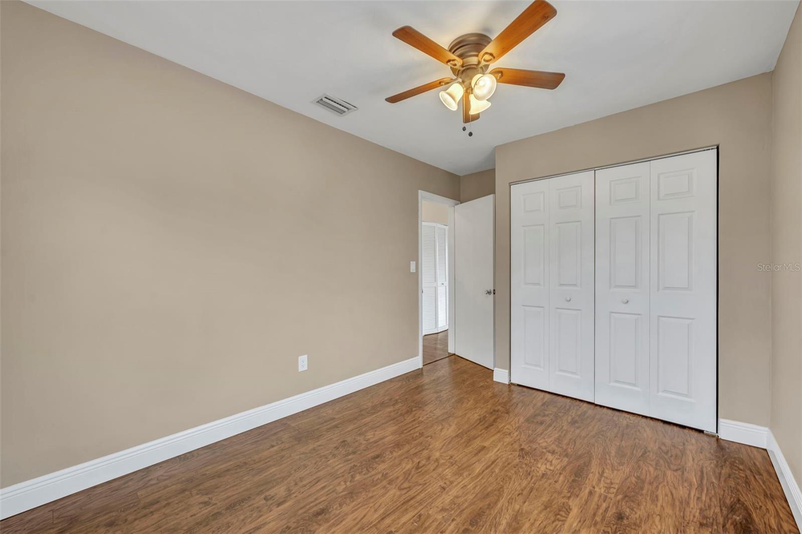 DELTONA LAKES UNIT 01 - Residential