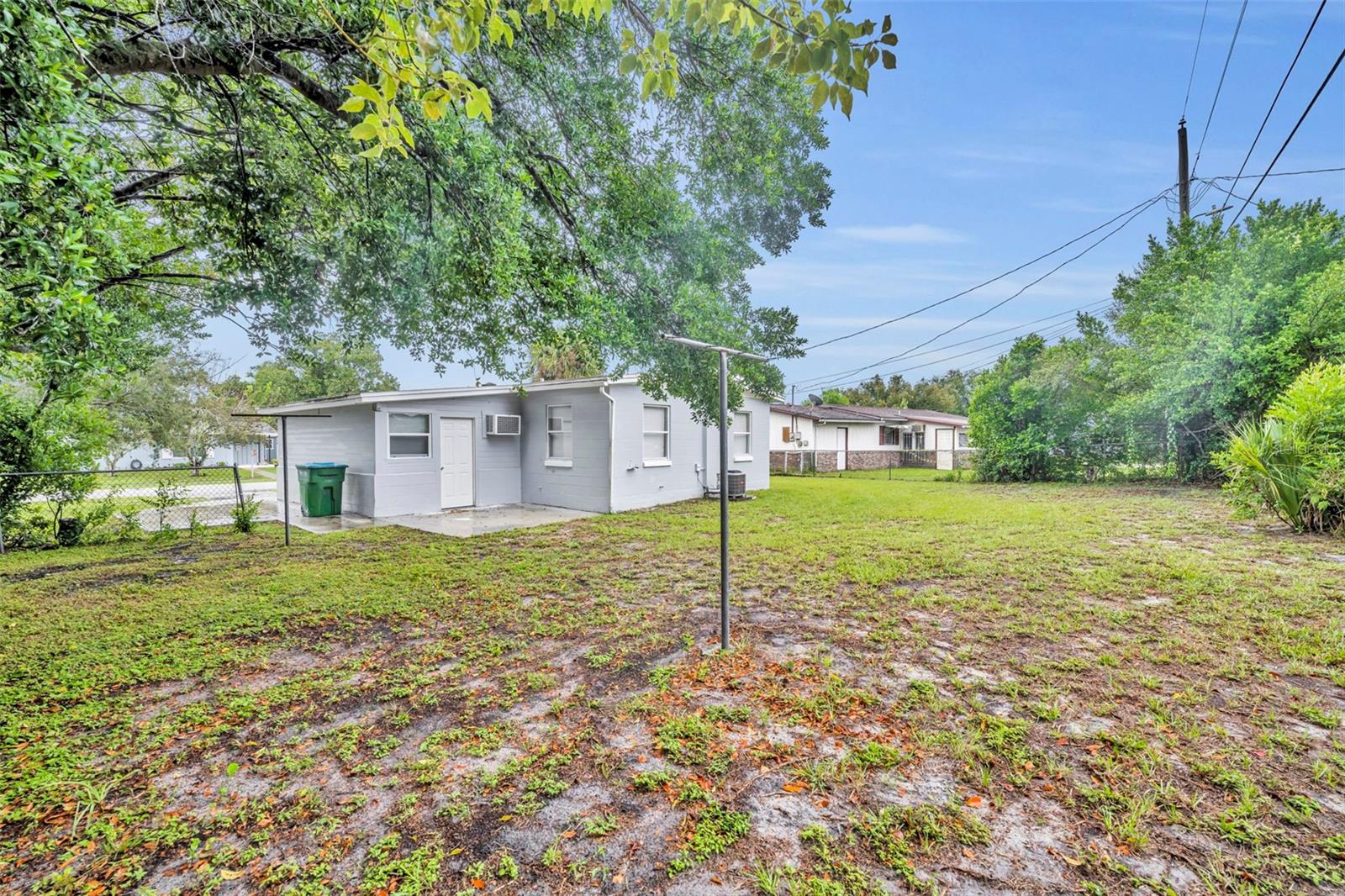 DELTONA LAKES UNIT 01 - Residential