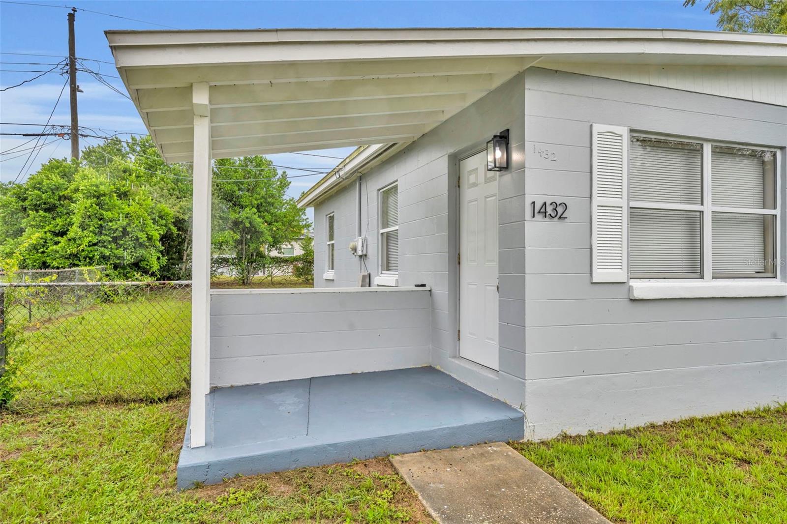 DELTONA LAKES UNIT 01 - Residential