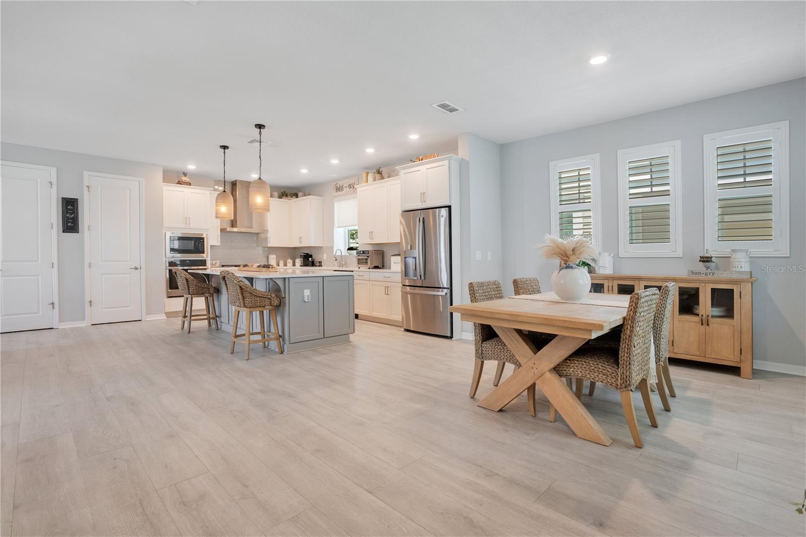 OAKLAND PARK - Residential