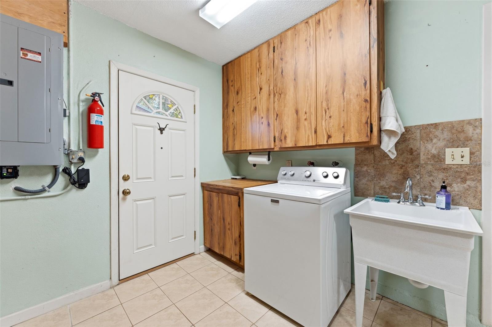 KENNEDYS HARRY SUB - Residential