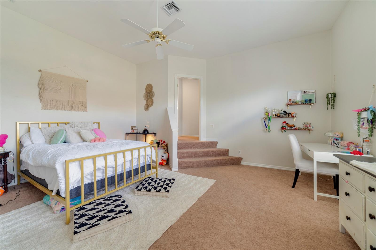 MOUNT DORA COUNTRY CLUB MOUNT DORA UNIT 02 - Residential