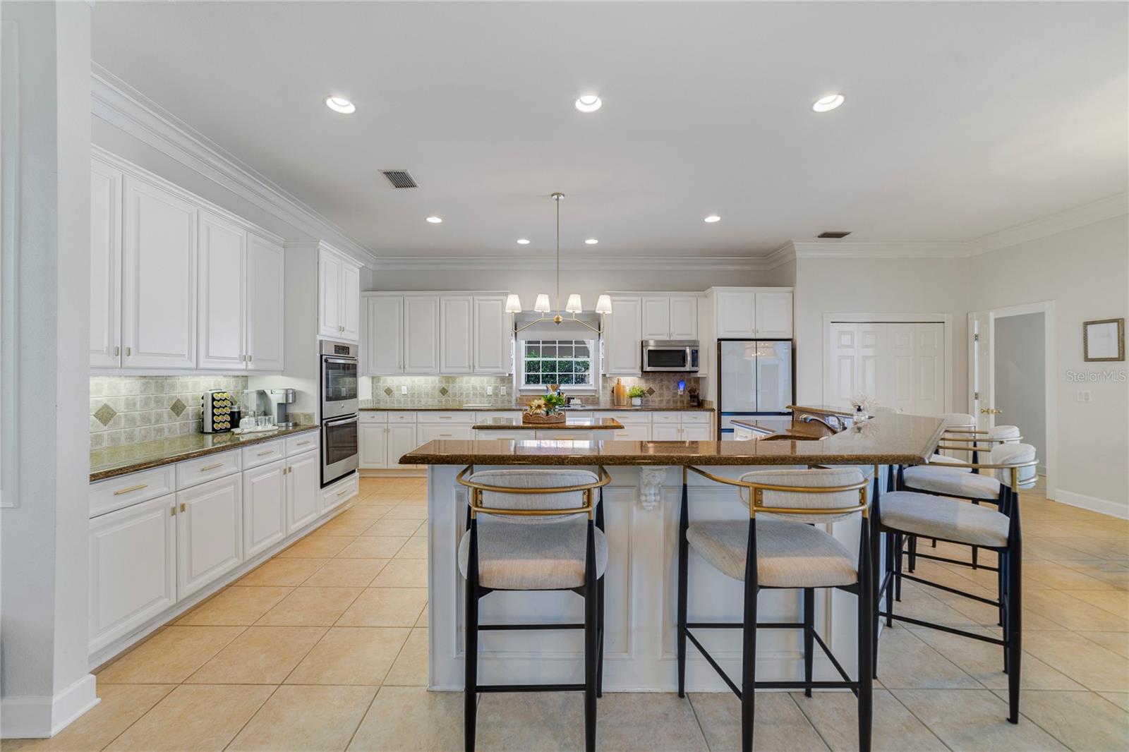 MOUNT DORA COUNTRY CLUB MOUNT DORA UNIT 02 - Residential