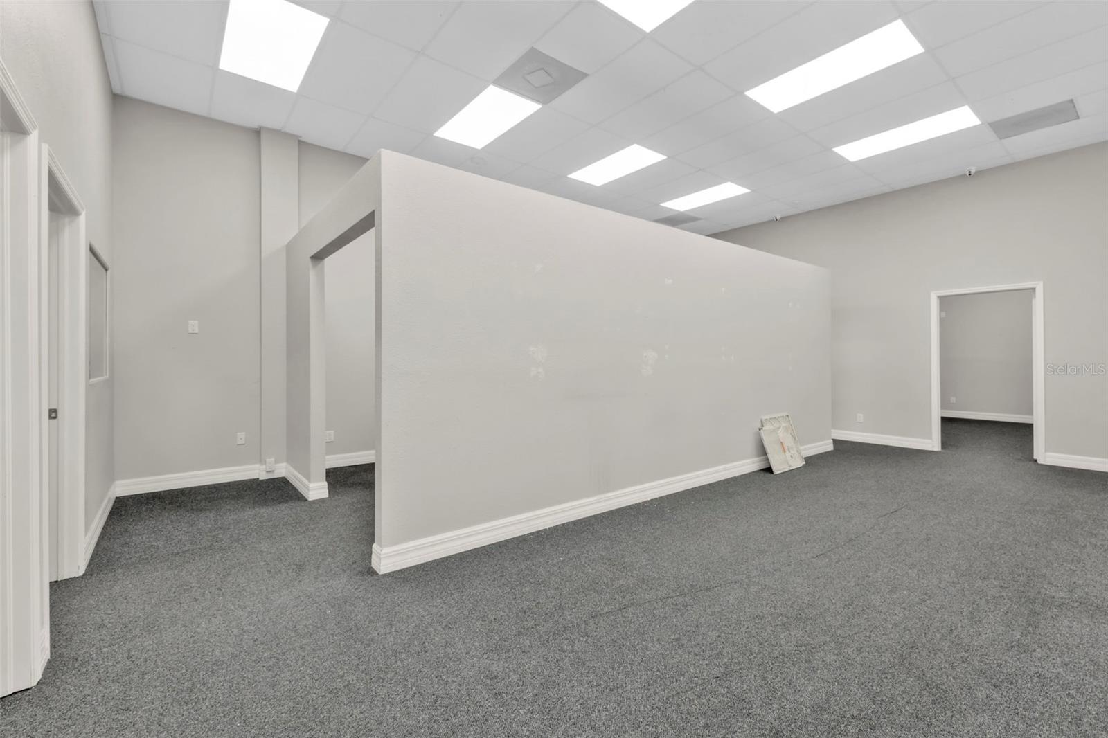 WILSONS ADD CHARLOTTE HARBOR - Commercial Lease