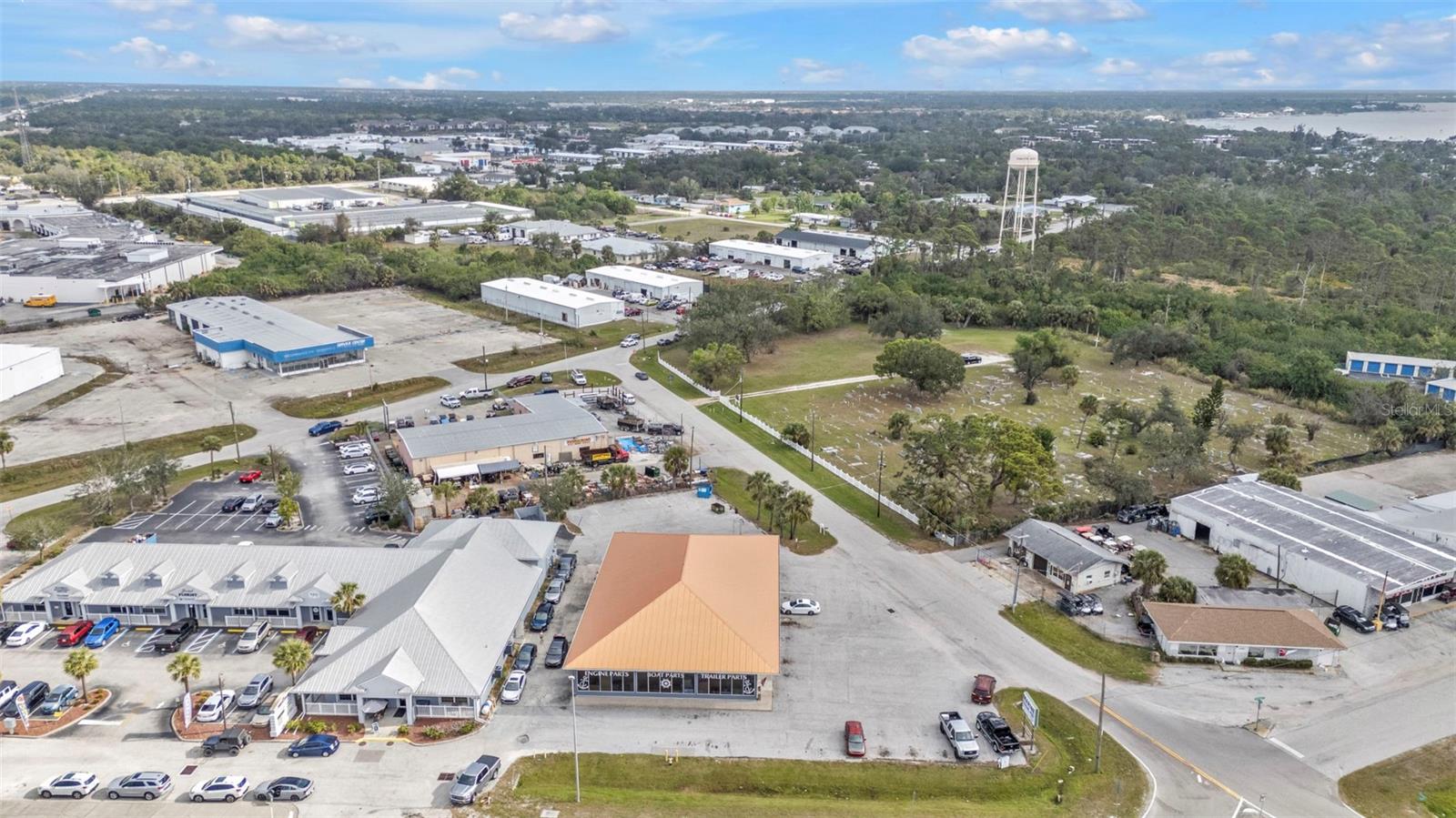 WILSONS ADD CHARLOTTE HARBOR - Commercial Lease