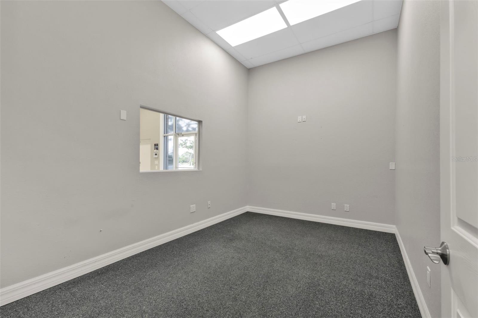 WILSONS ADD CHARLOTTE HARBOR - Commercial Lease