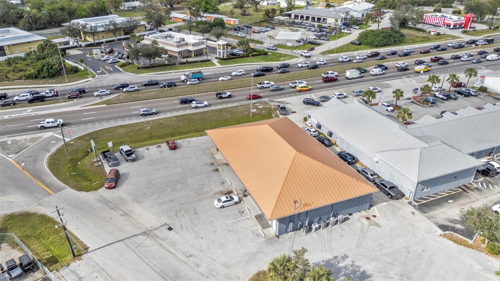 WILSONS ADD CHARLOTTE HARBOR - Commercial Lease