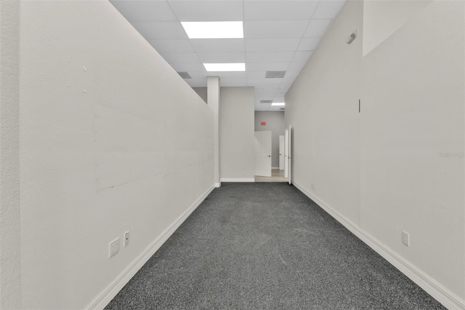 WILSONS ADD CHARLOTTE HARBOR - Commercial Lease