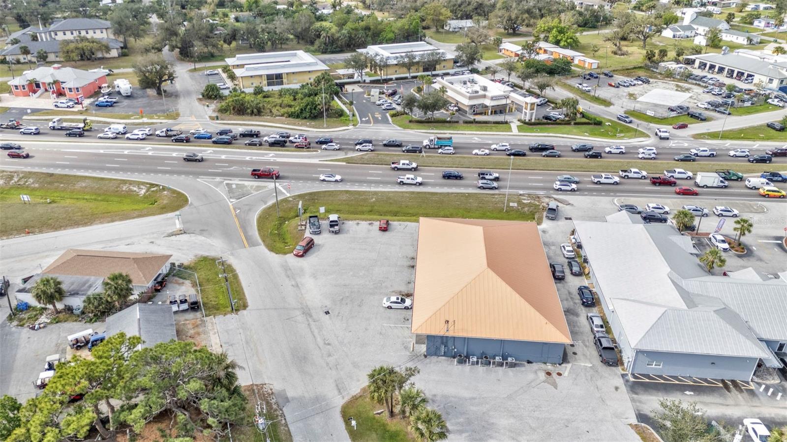 WILSONS ADD CHARLOTTE HARBOR - Commercial Lease