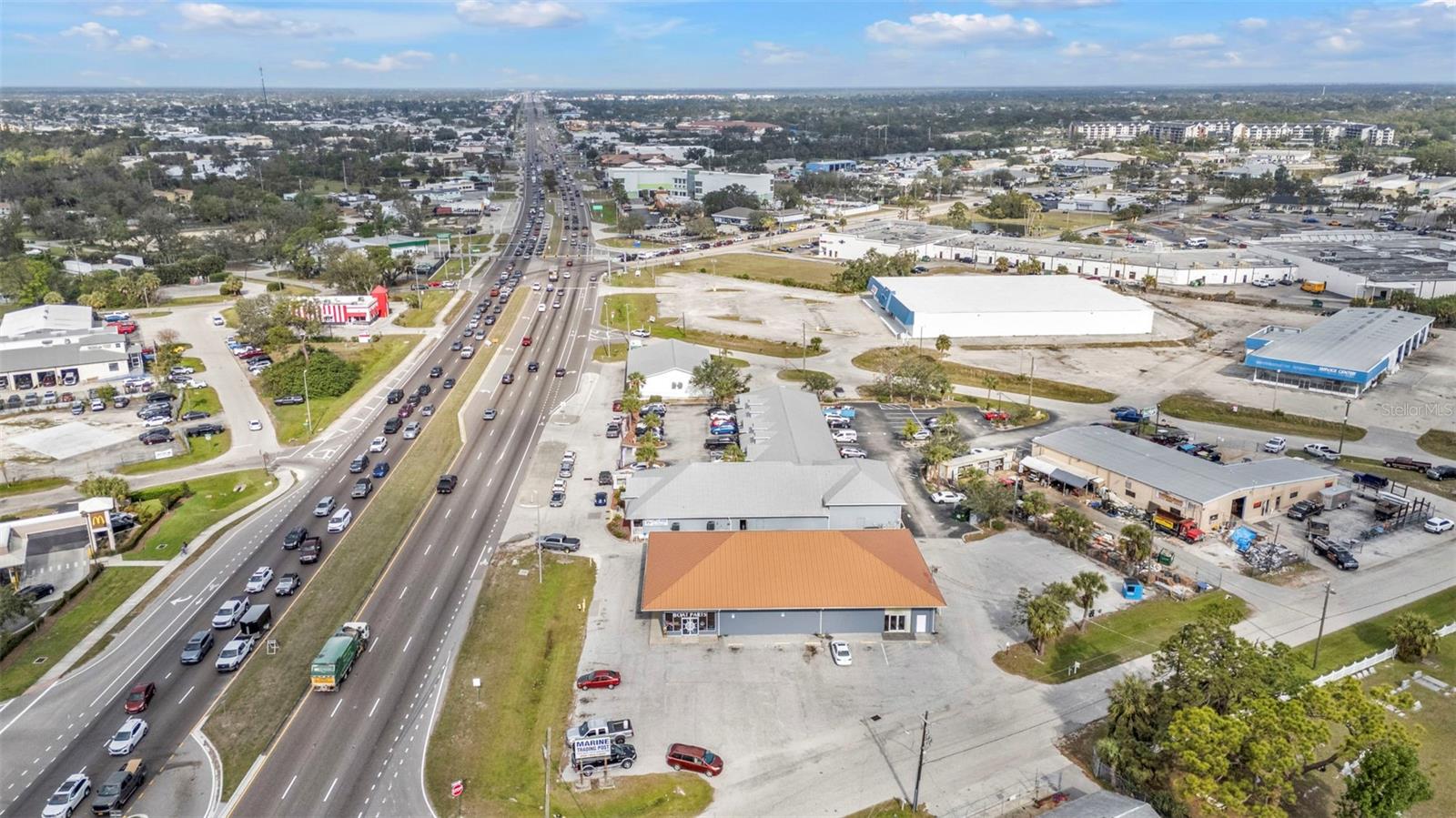 WILSONS ADD CHARLOTTE HARBOR - Commercial Lease