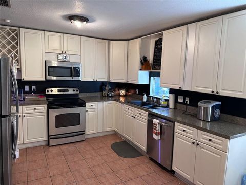 Tiny photo for 1315 NW 16 Avenue, Chiefland, FL 32626 (MLS # GC534804)