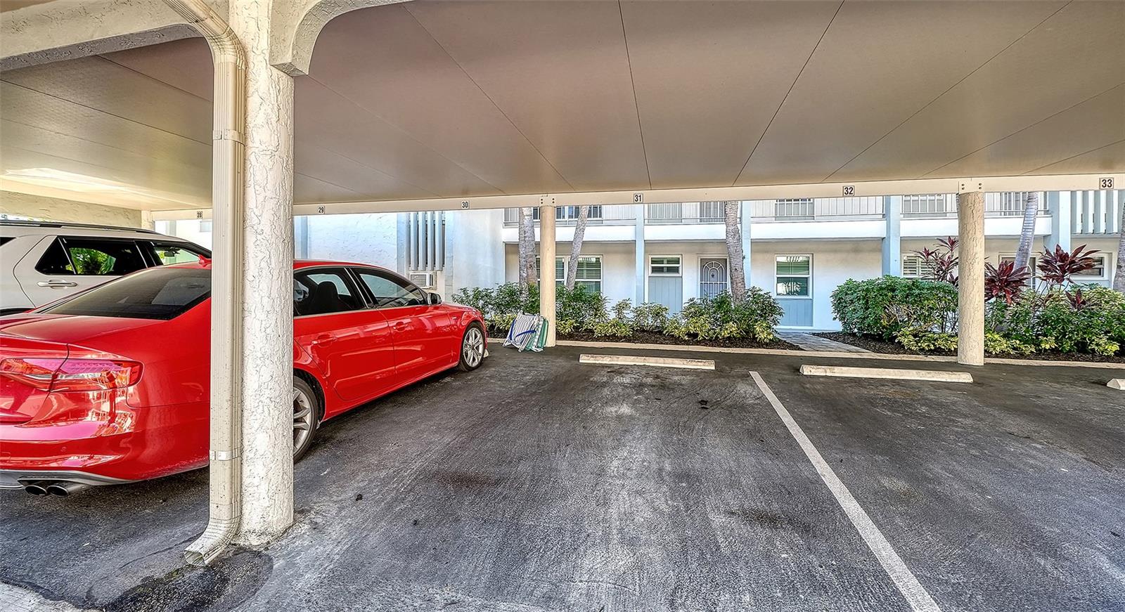 LONGBOAT HARBOUR - Residential