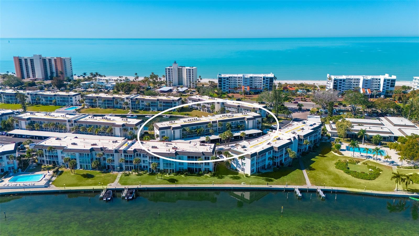 LONGBOAT HARBOUR - Residential