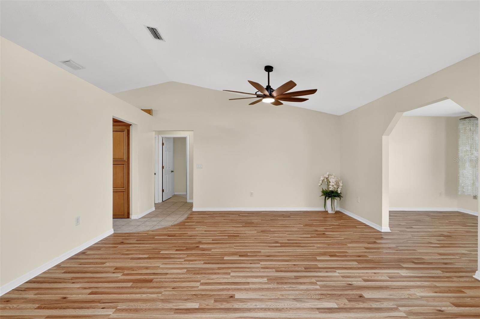 HIGHLAND LAKES PH 01 - Residential