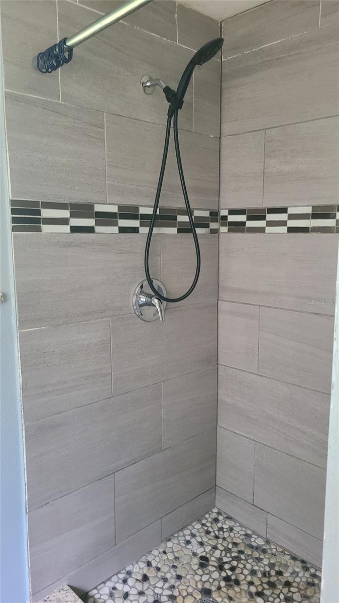 FOREST PARK RESUB - Residential Lease