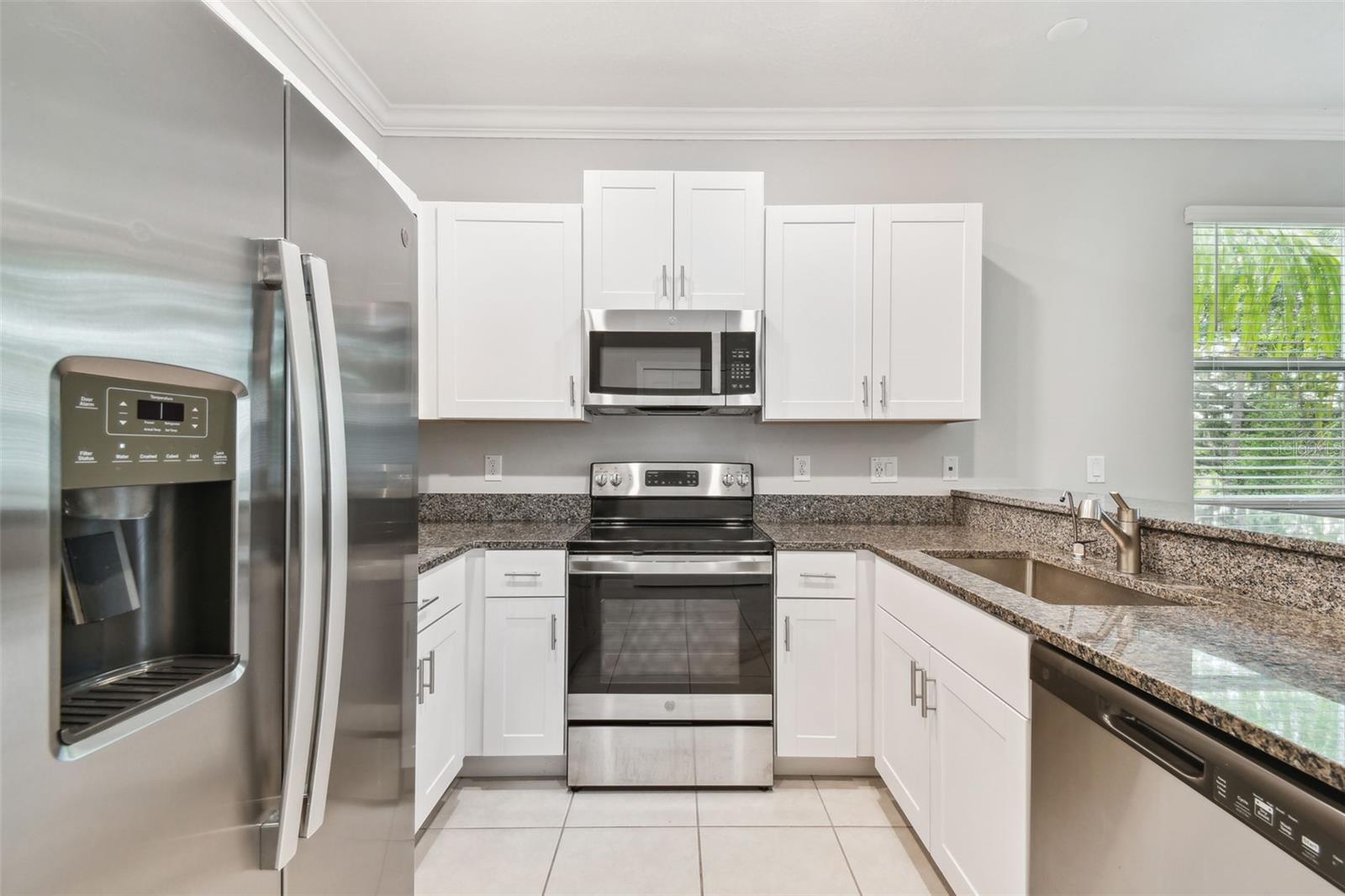 VERIDIAN - Residential Lease