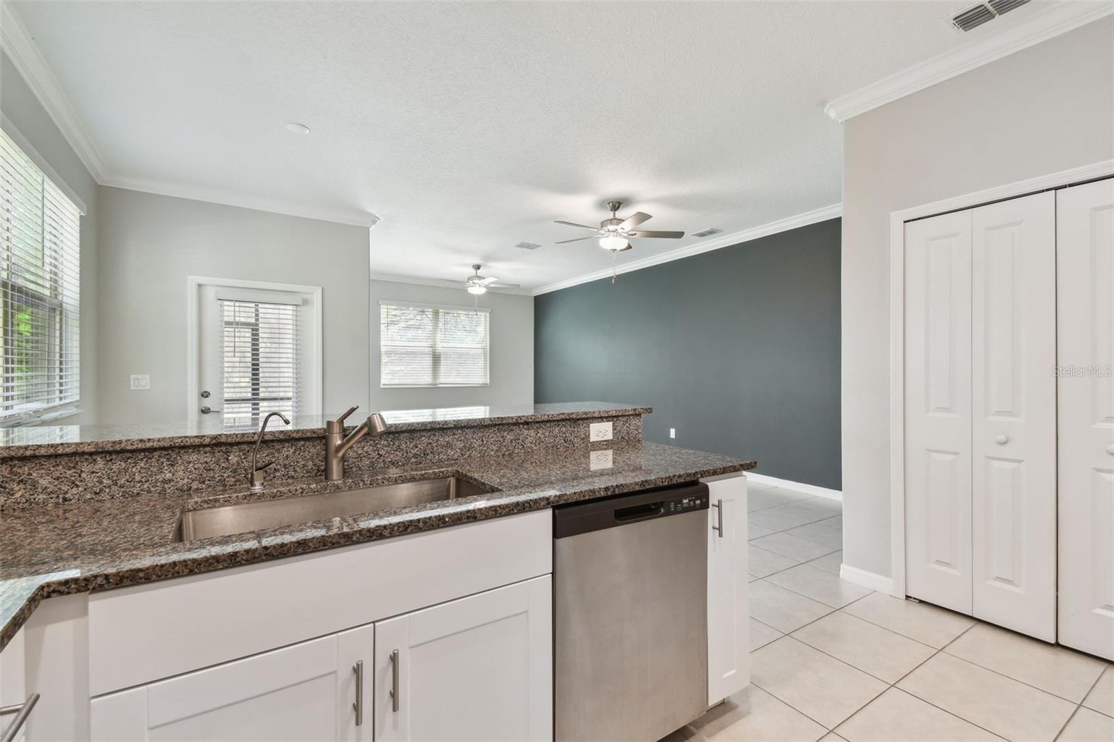 VERIDIAN - Residential Lease