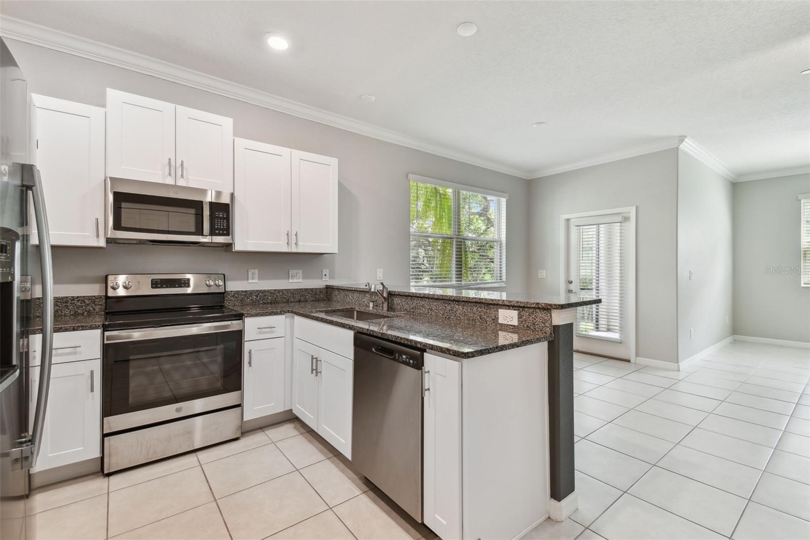 VERIDIAN - Residential Lease