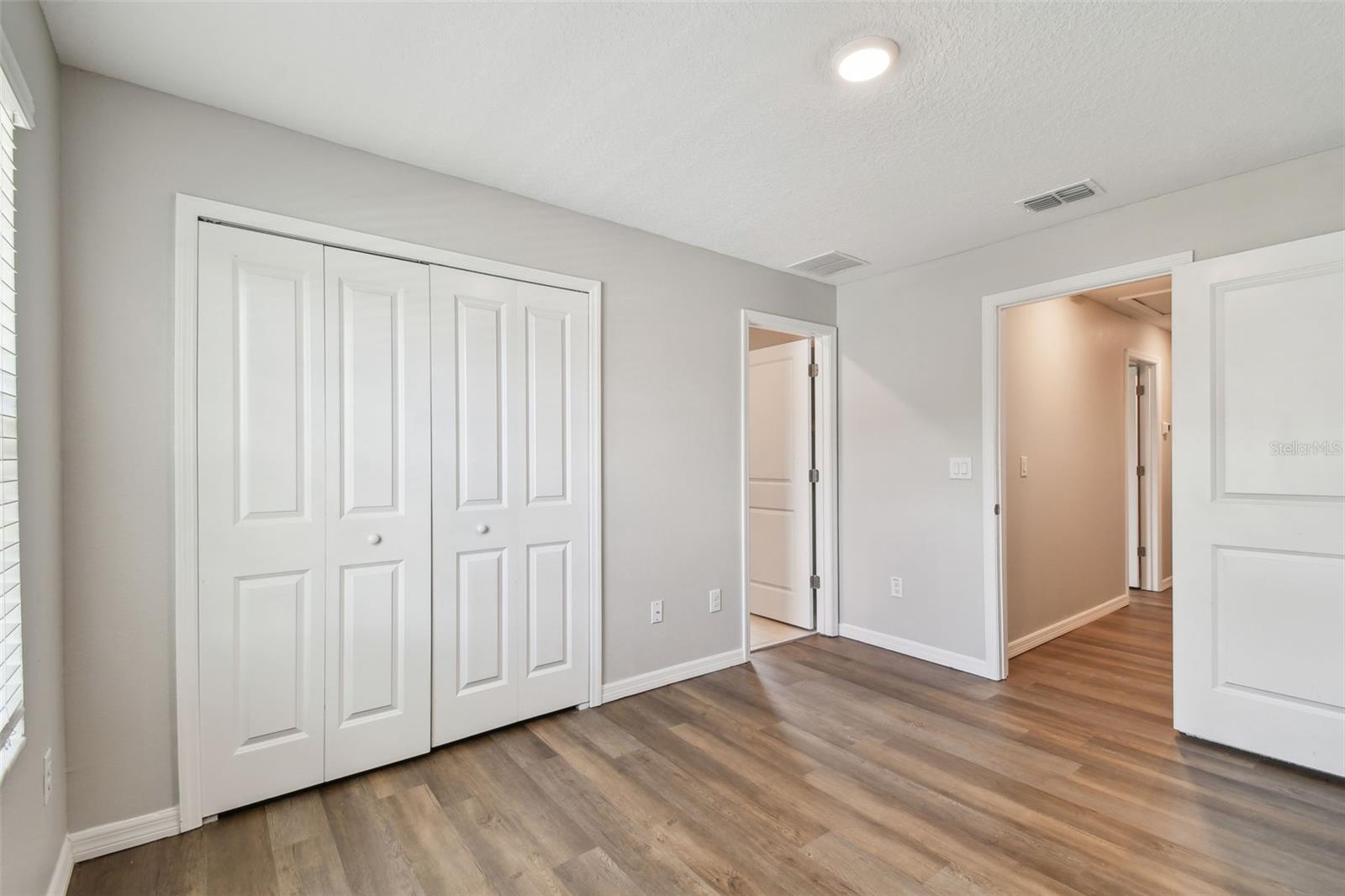 VERIDIAN - Residential Lease