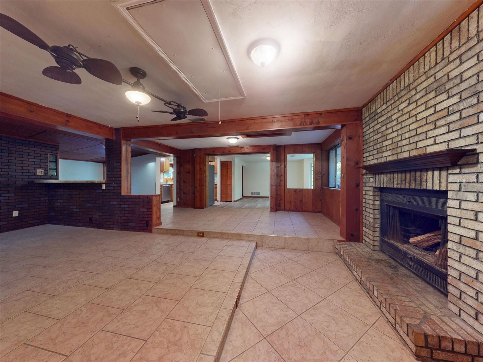 PLANTATION ESTATES UNIT 25 - Residential