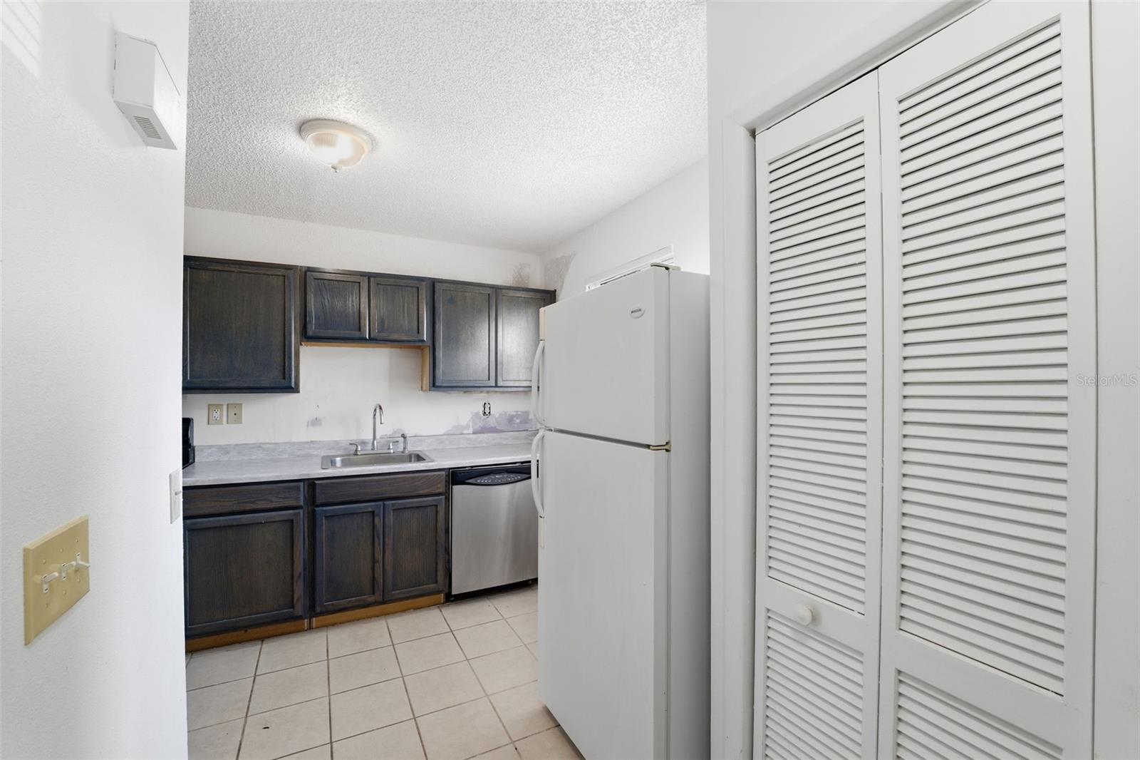 CHELSEA MEADOWS CONDO - Residential