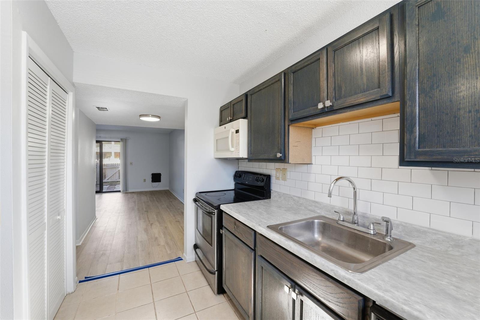 CHELSEA MEADOWS CONDO - Residential