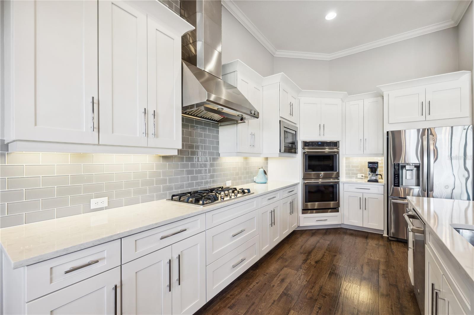 ESPLANADE GOLF AND COUNTRY CLUB - Residential