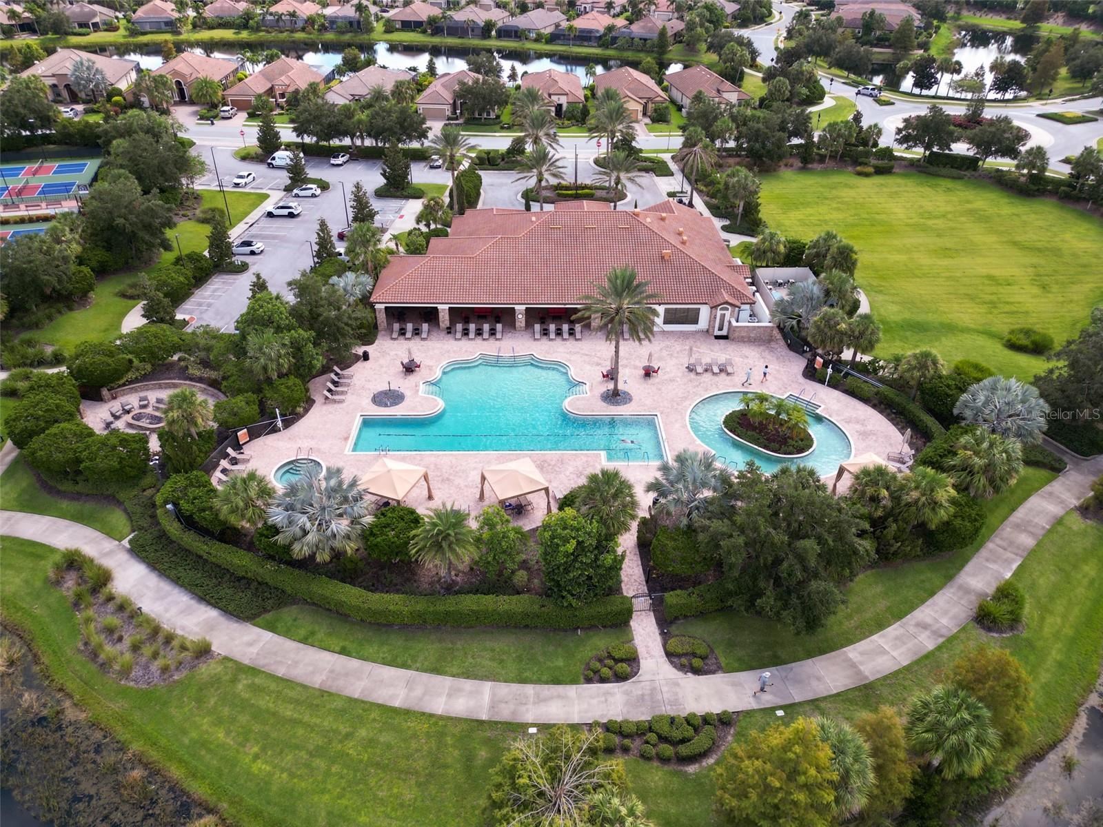 ESPLANADE GOLF AND COUNTRY CLUB - Residential