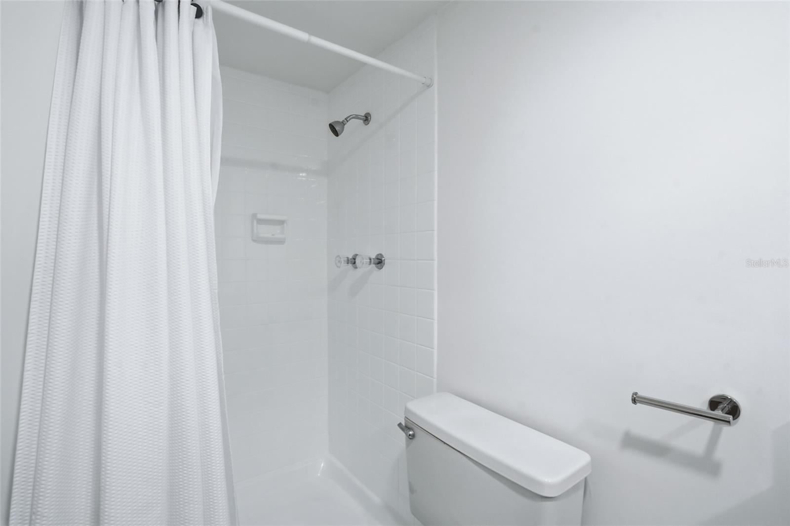 WINSTON PARK NORTHEAST - Residential