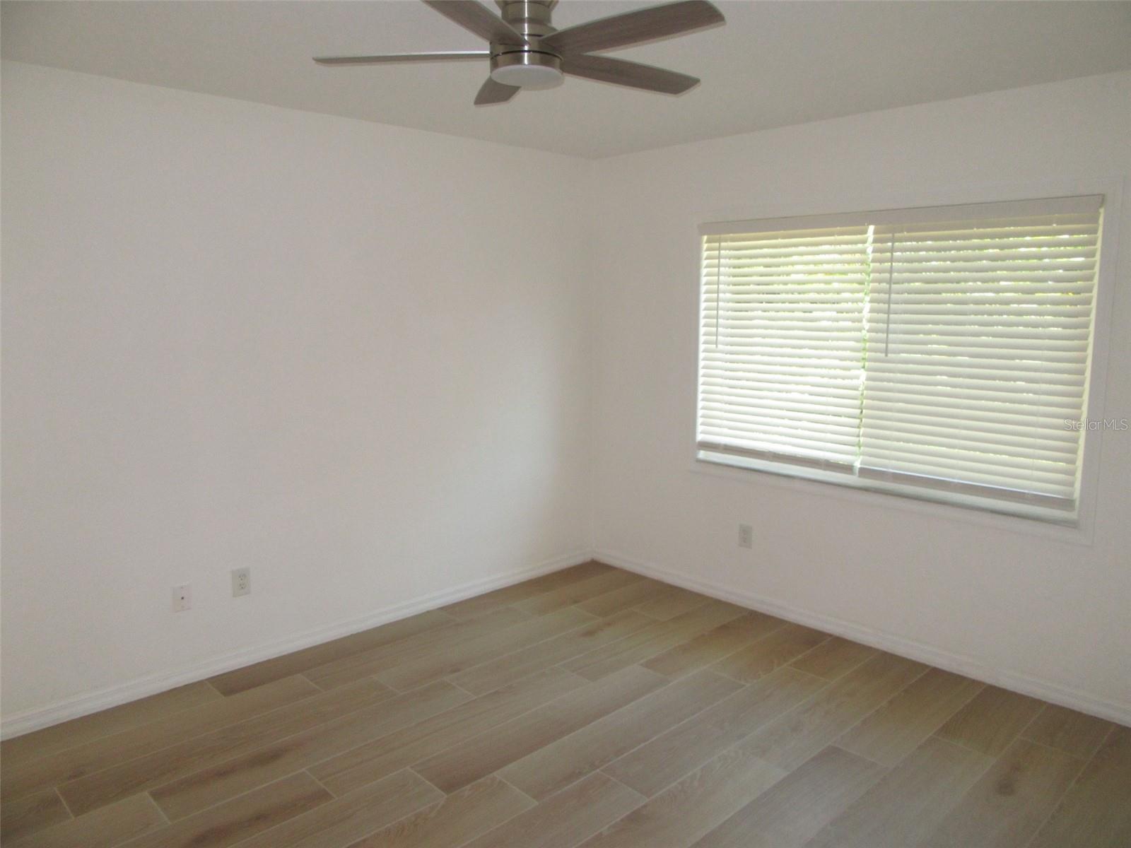 PINES/DEEP CRK I PH 06 - Residential Lease