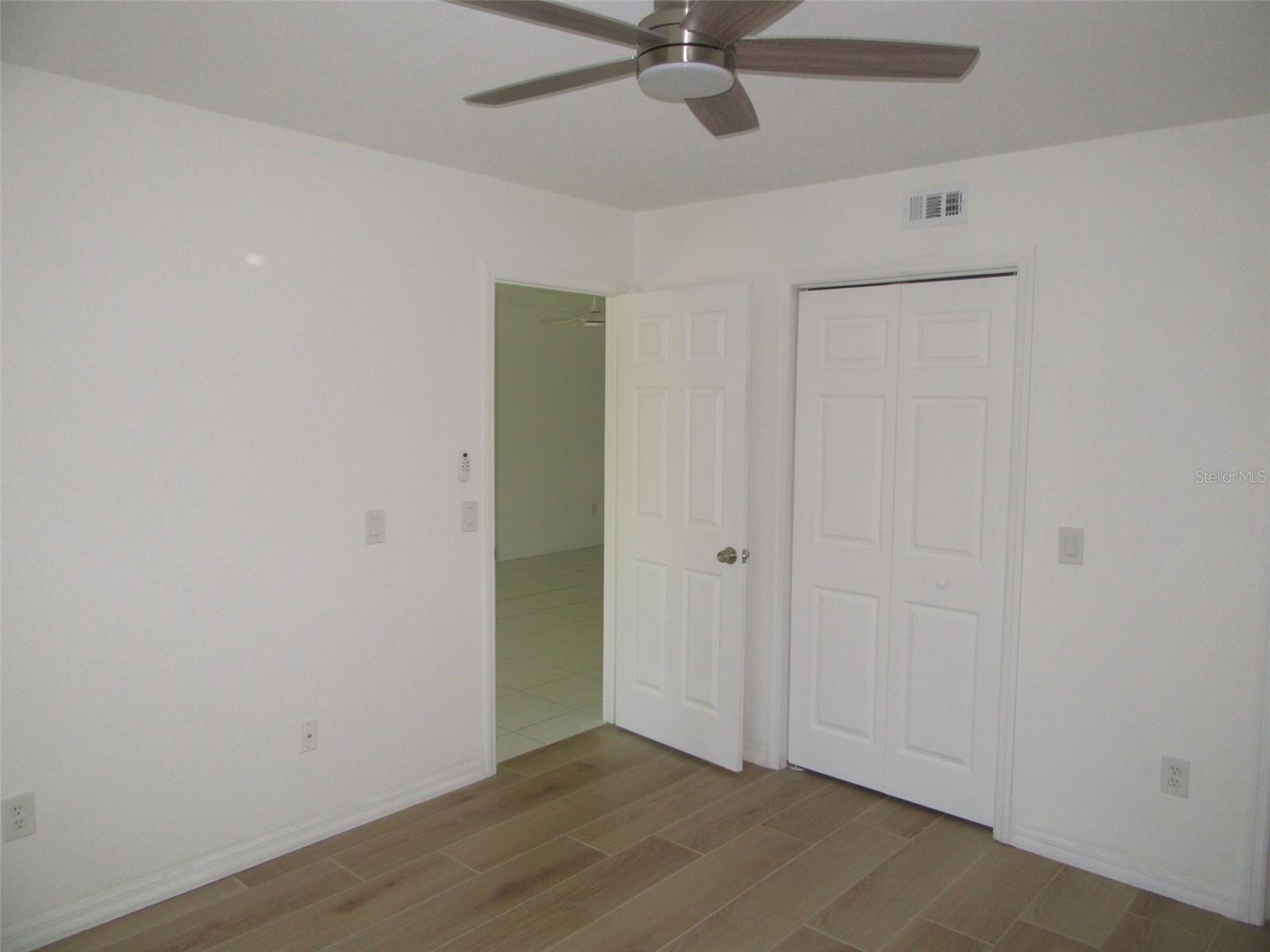 PINES/DEEP CRK I PH 06 - Residential Lease