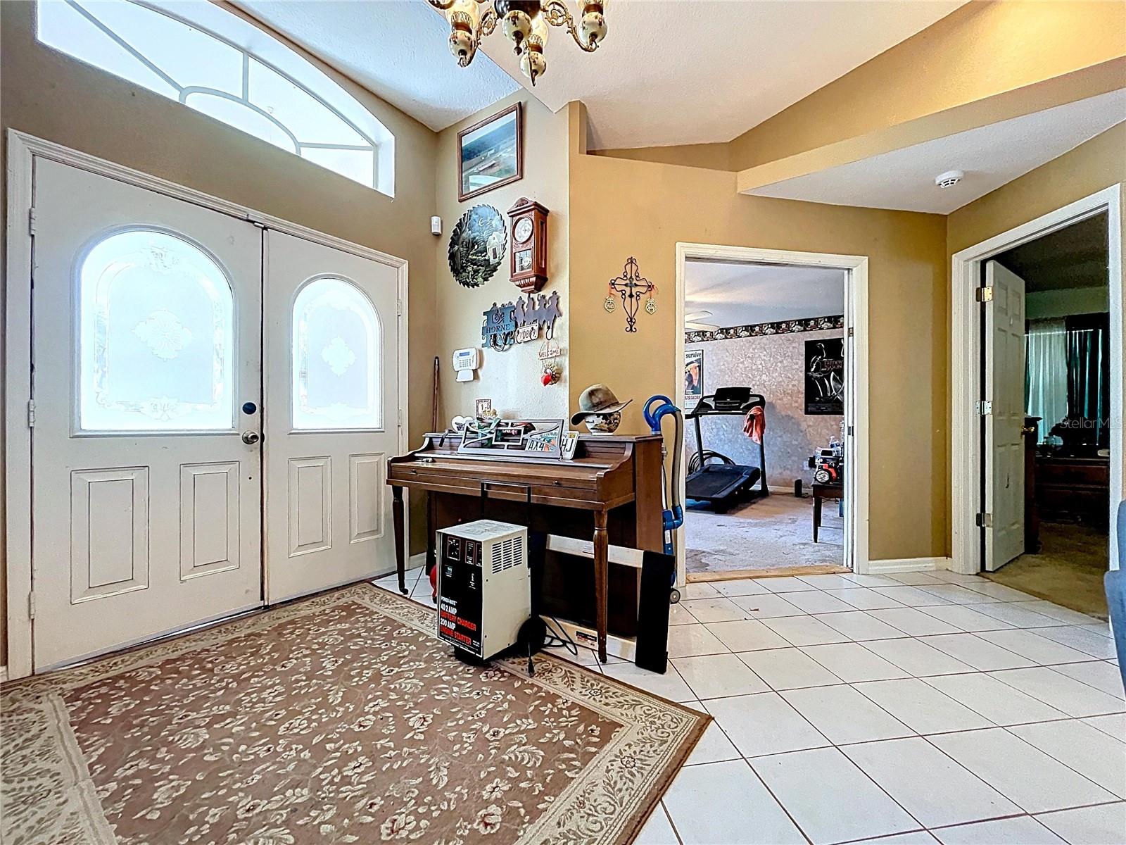 8402 SOUTHWOOD PINES STREET