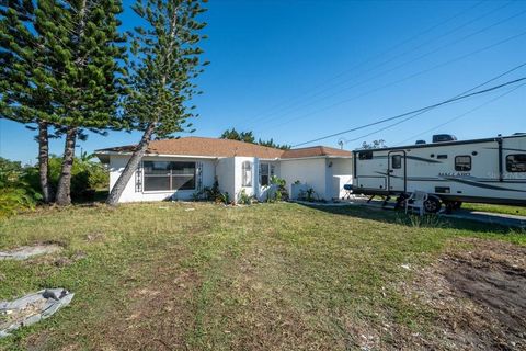 A home in HERNANDO BEACH