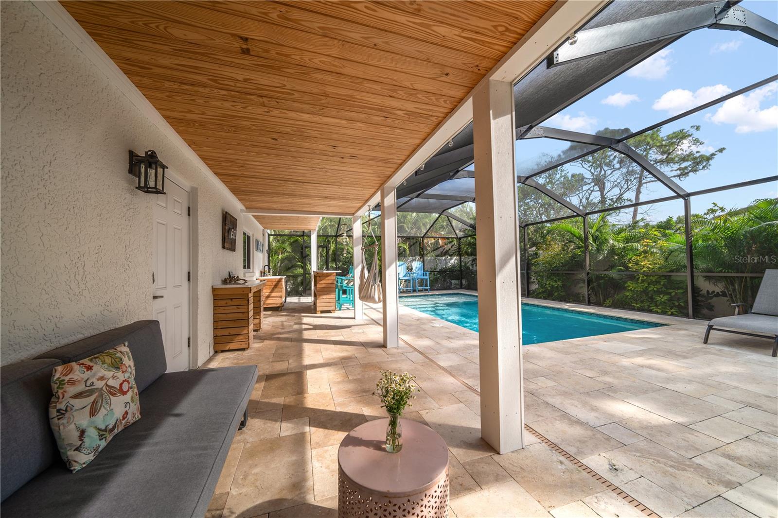INDIAN BLUFF ISLAND - Residential