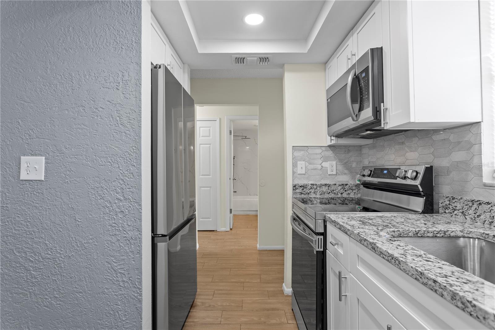 LOWELL VILLAGE - Residential Lease